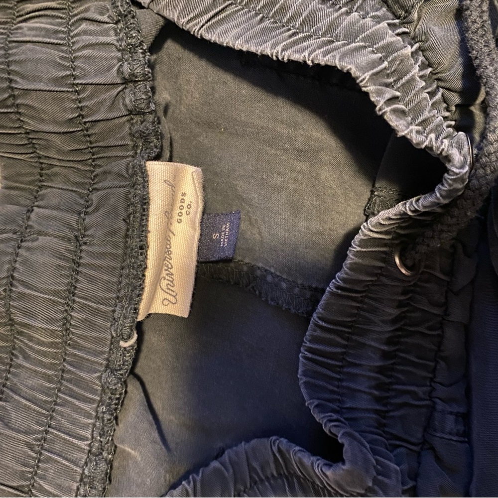 Universal Thread shorts - Picture 2 of 3